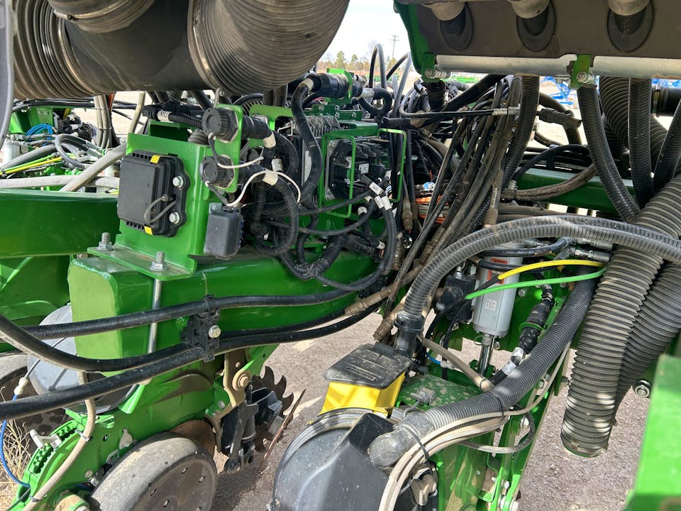 John Deere DR16X