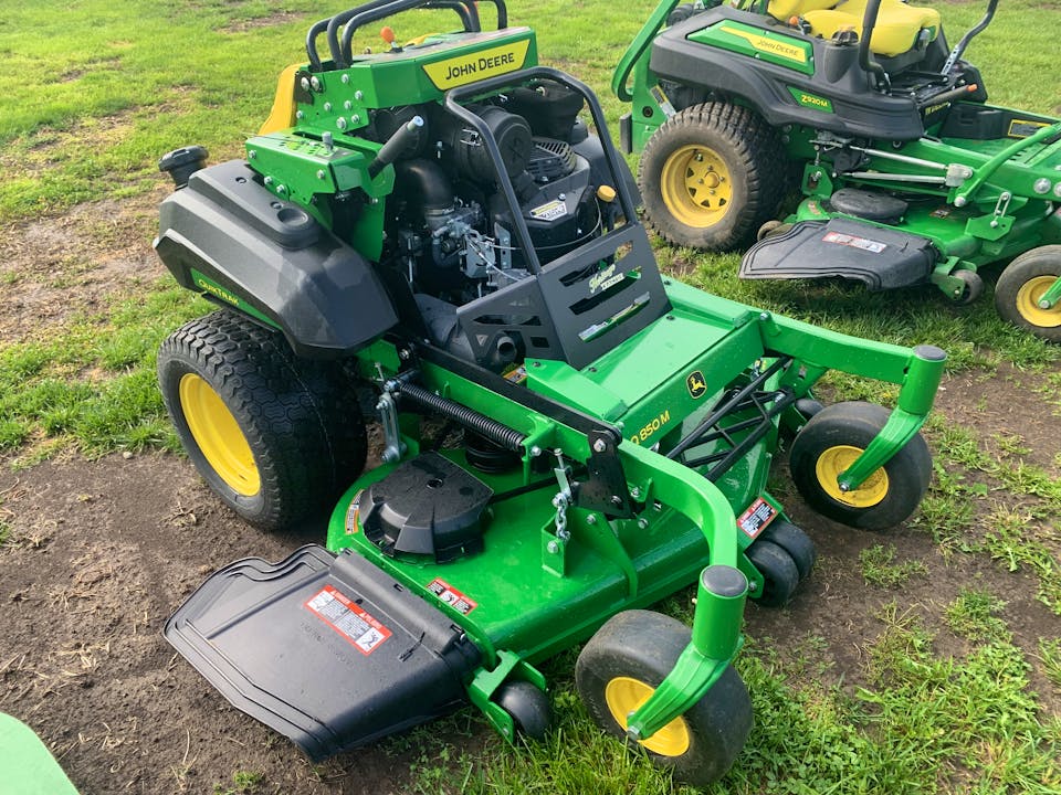 John Deere Q850M