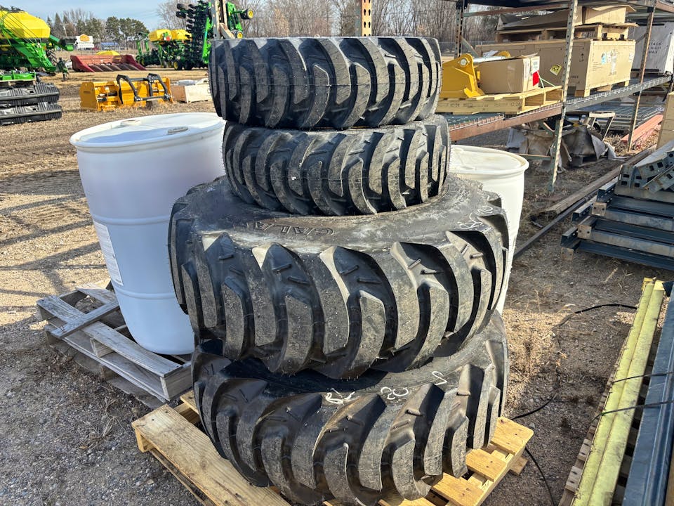 John Deere 3R R4 TIRES
