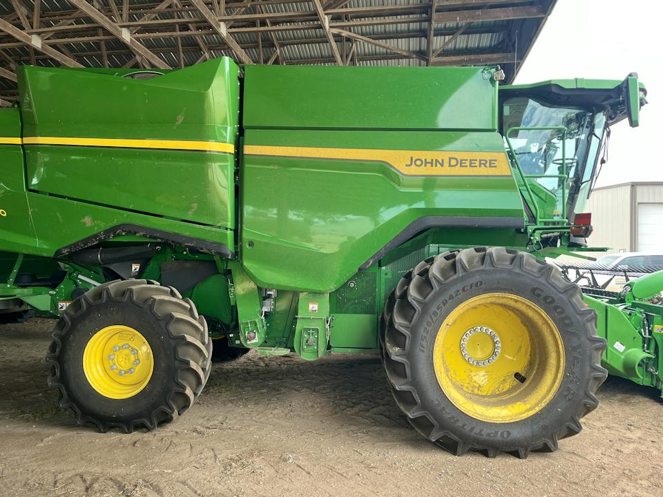 John Deere S7 800