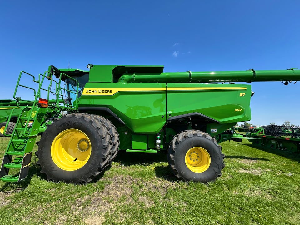 John Deere S7 800