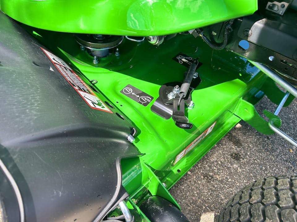 John Deere X354