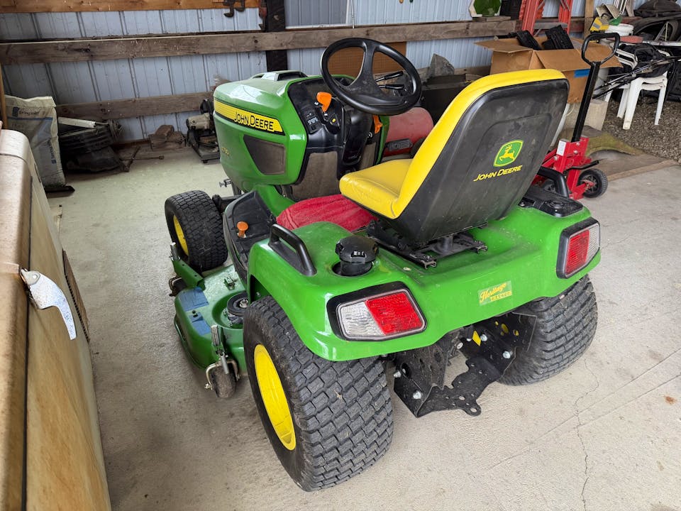 John Deere X730