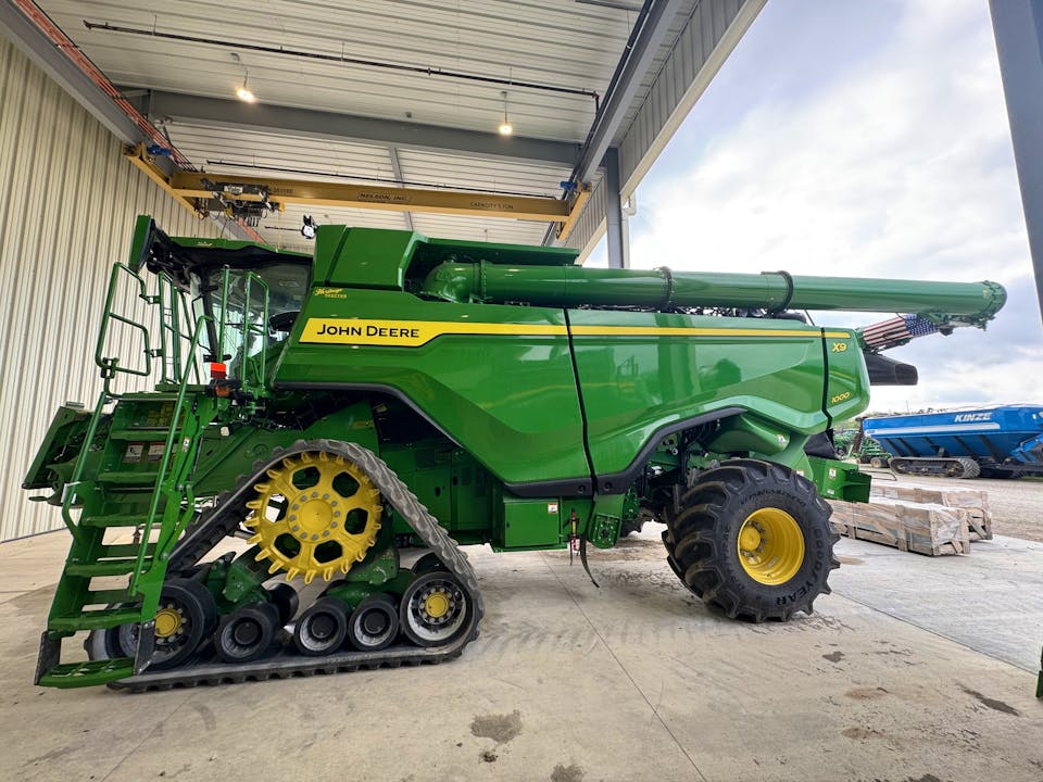 John Deere X9 1000
