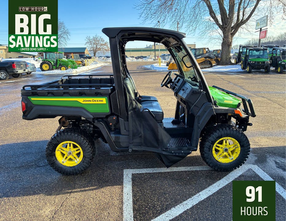 John Deere XUV845M