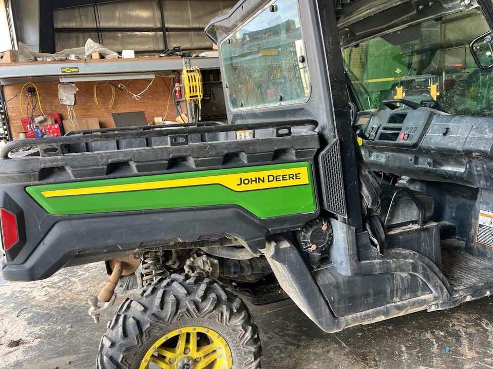 John Deere XUV845M