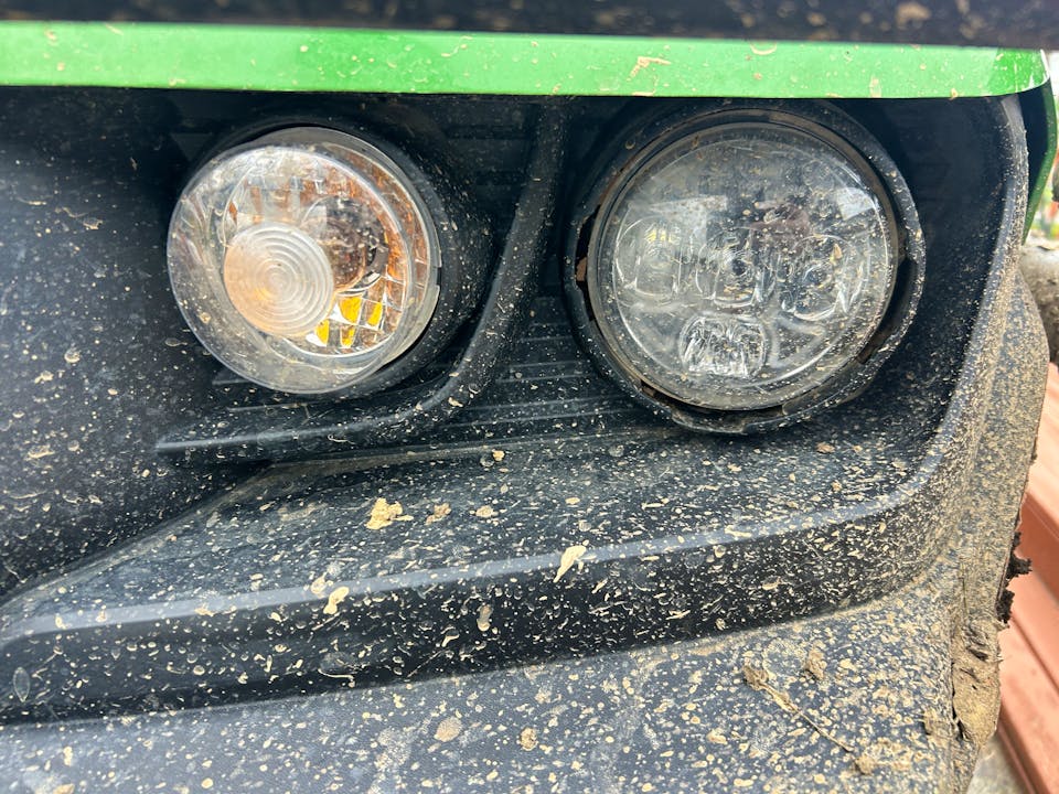 John Deere XUV845R Premium Cab