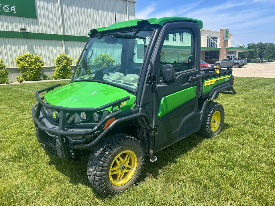 John Deere XUV845R Premium Cab