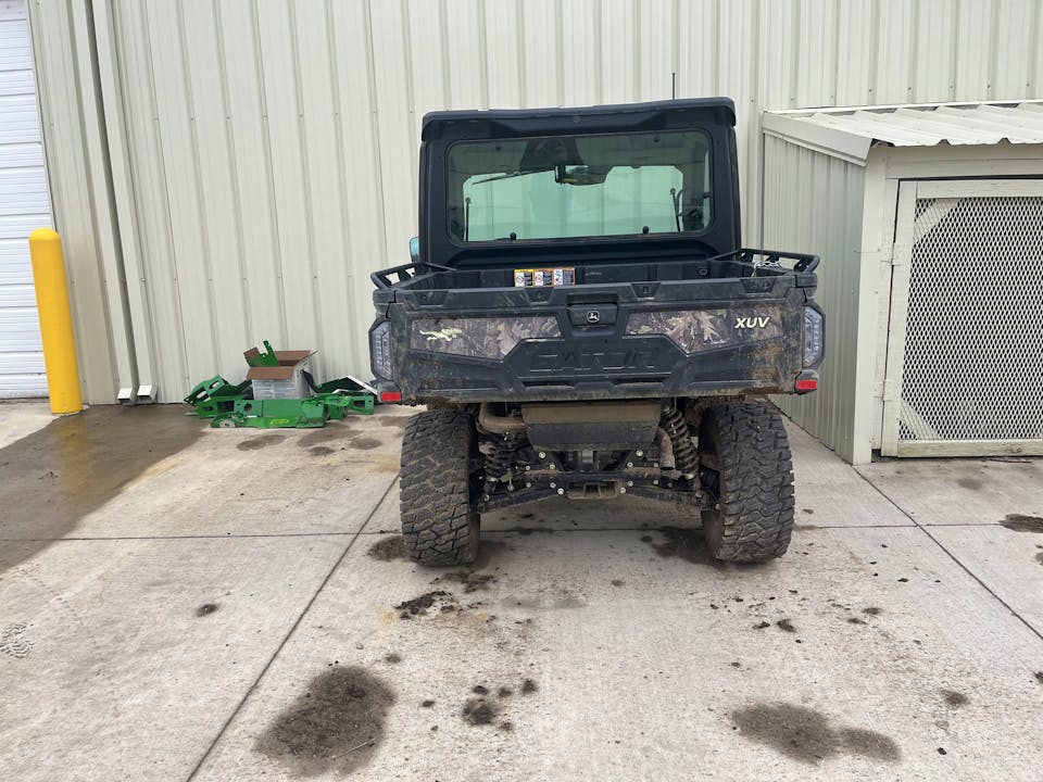 John Deere XUV845R Premium Cab
