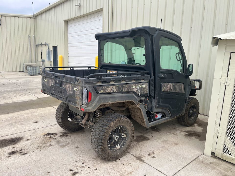 John Deere XUV845R Premium Cab