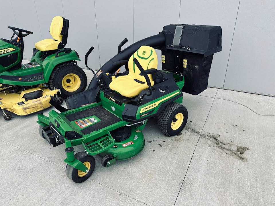 John Deere Z320R