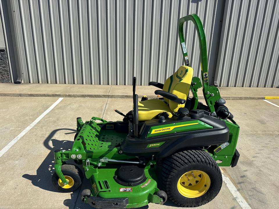 John Deere Z930M