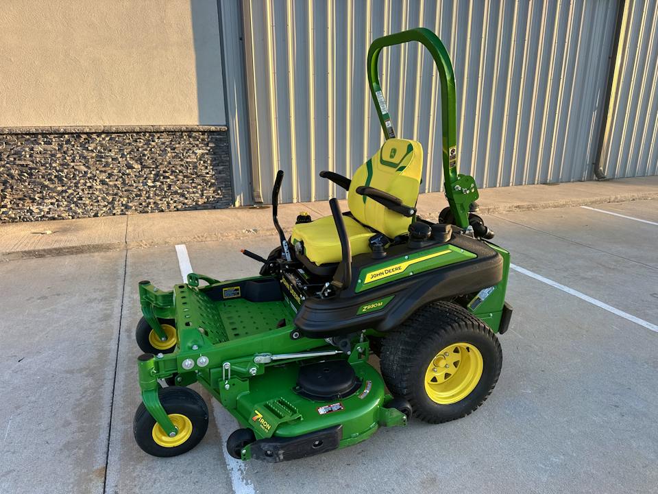 John Deere Z930M
