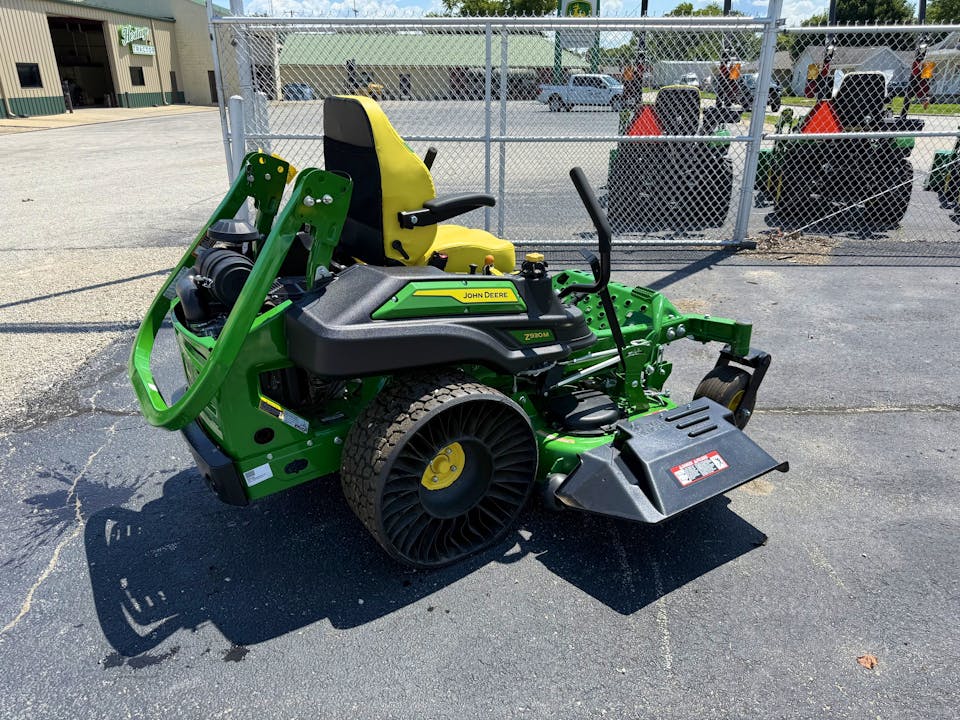 John Deere Z930M