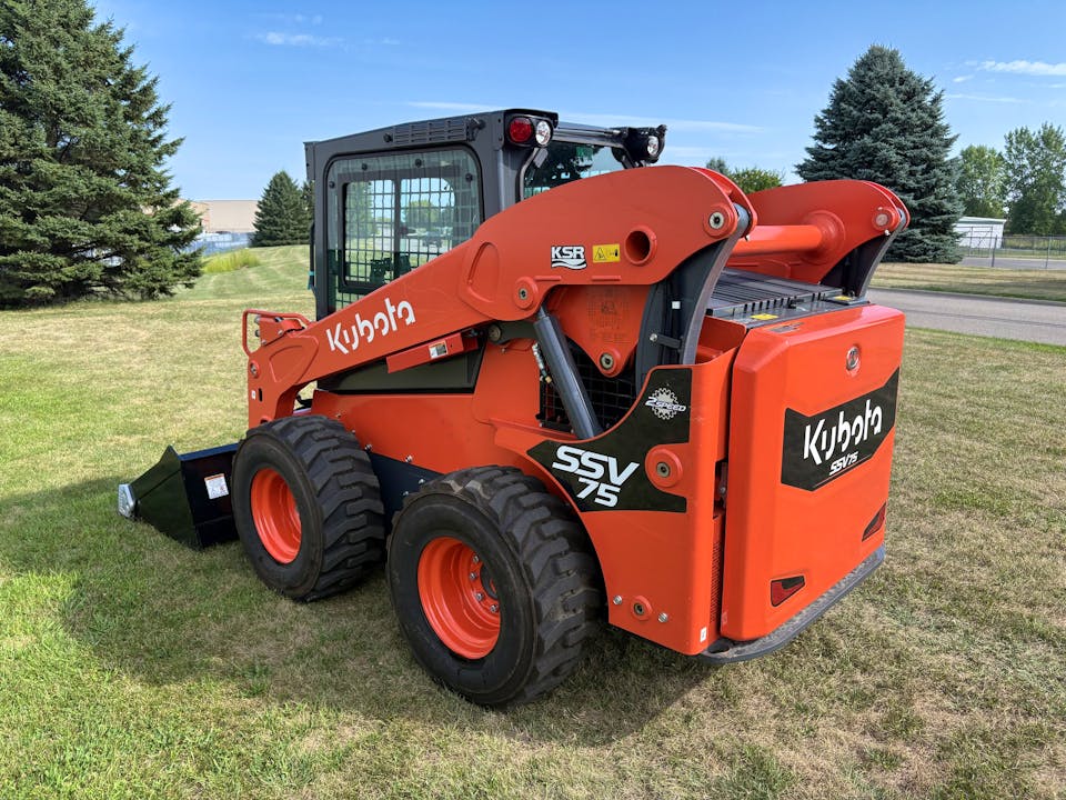 Kubota SSV75