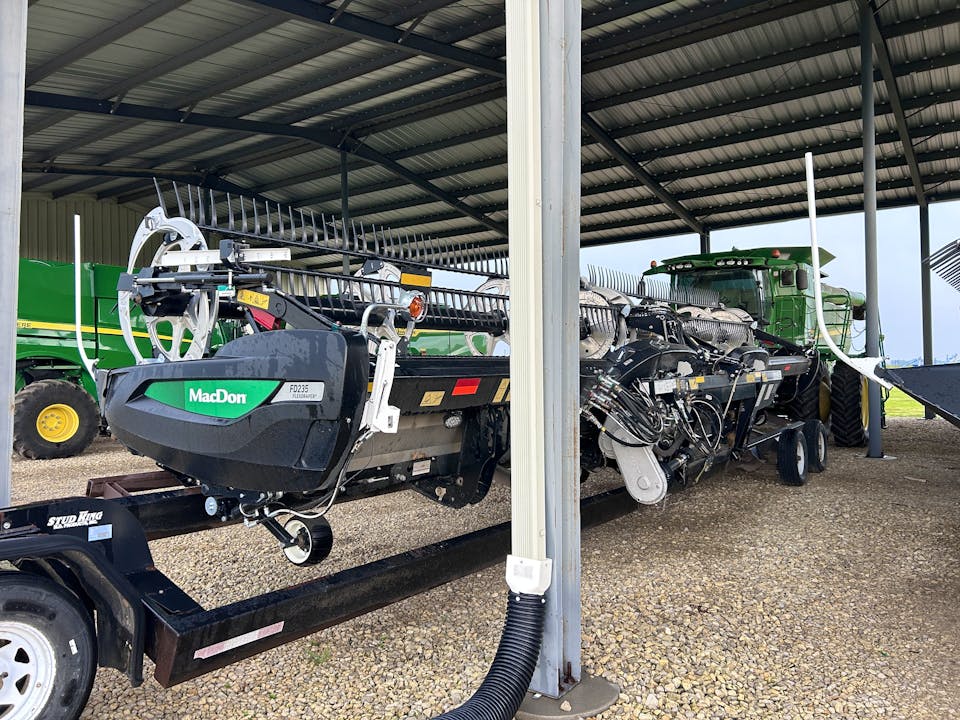 MacDon FD235