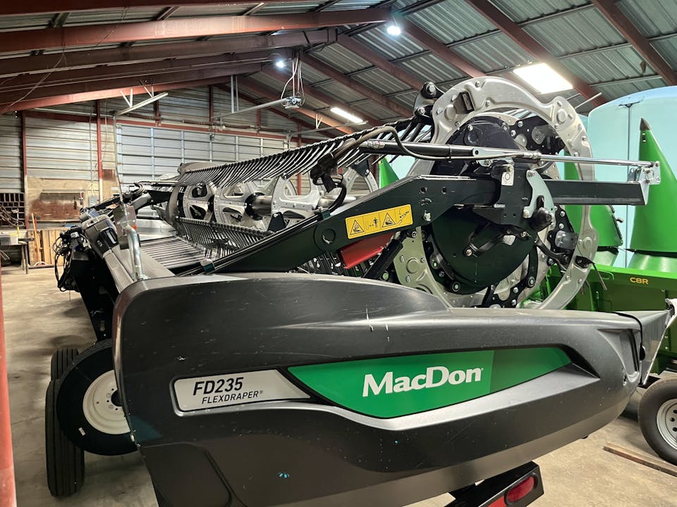 MacDon FD235