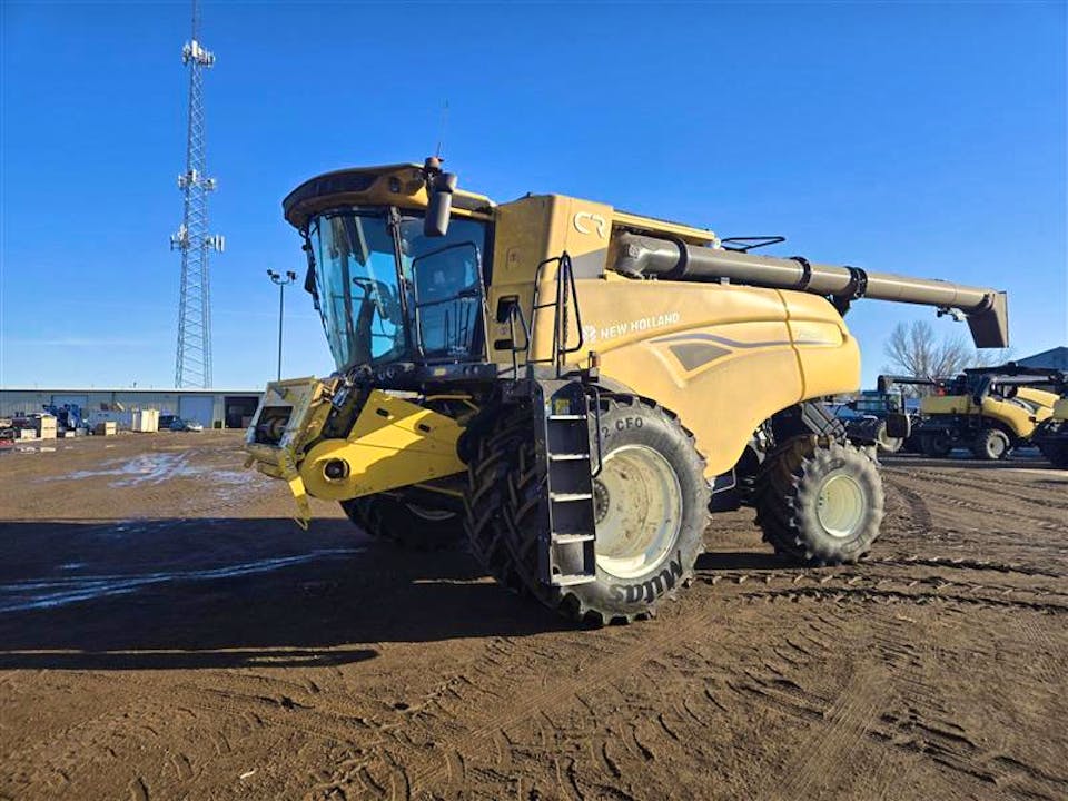 New Holland CR1090