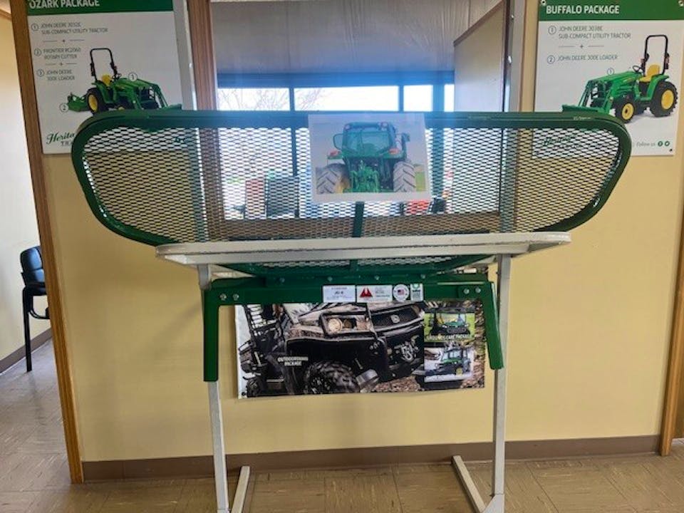 TRI-L JD E SERIES TRACTOR GUARD