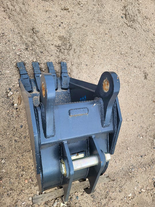 Case 18IN BACKHOE