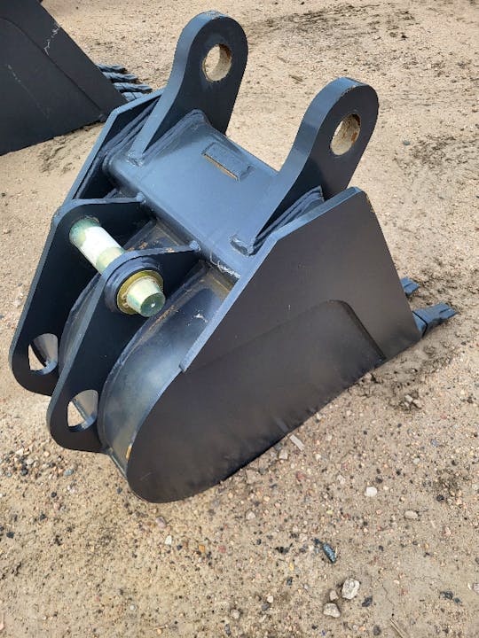 Case 18IN BACKHOE