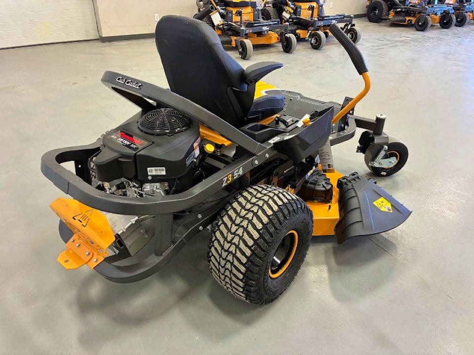 CUB CADET Z354
