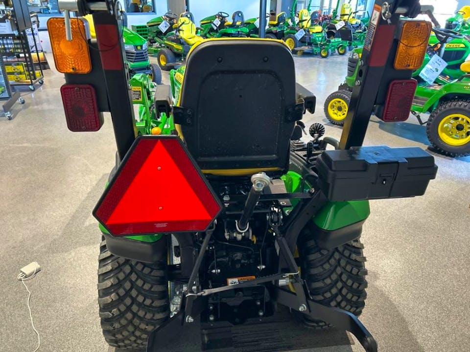 John Deere 1025R