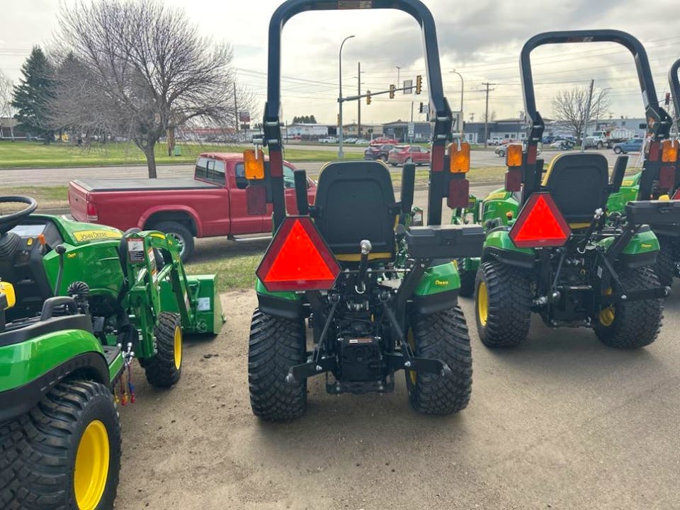 John Deere 1025R