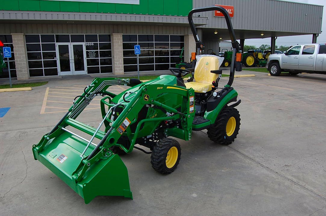 John Deere 1025R