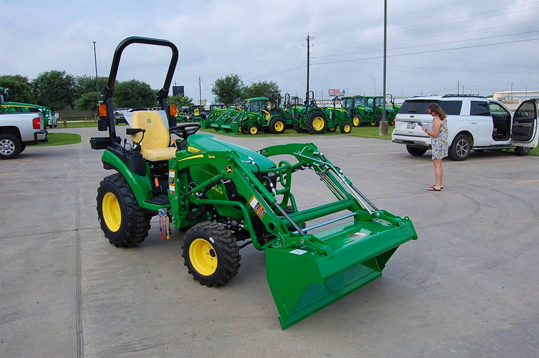 John Deere 2025R