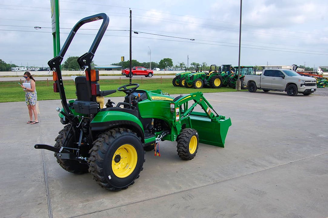 John Deere 2025R