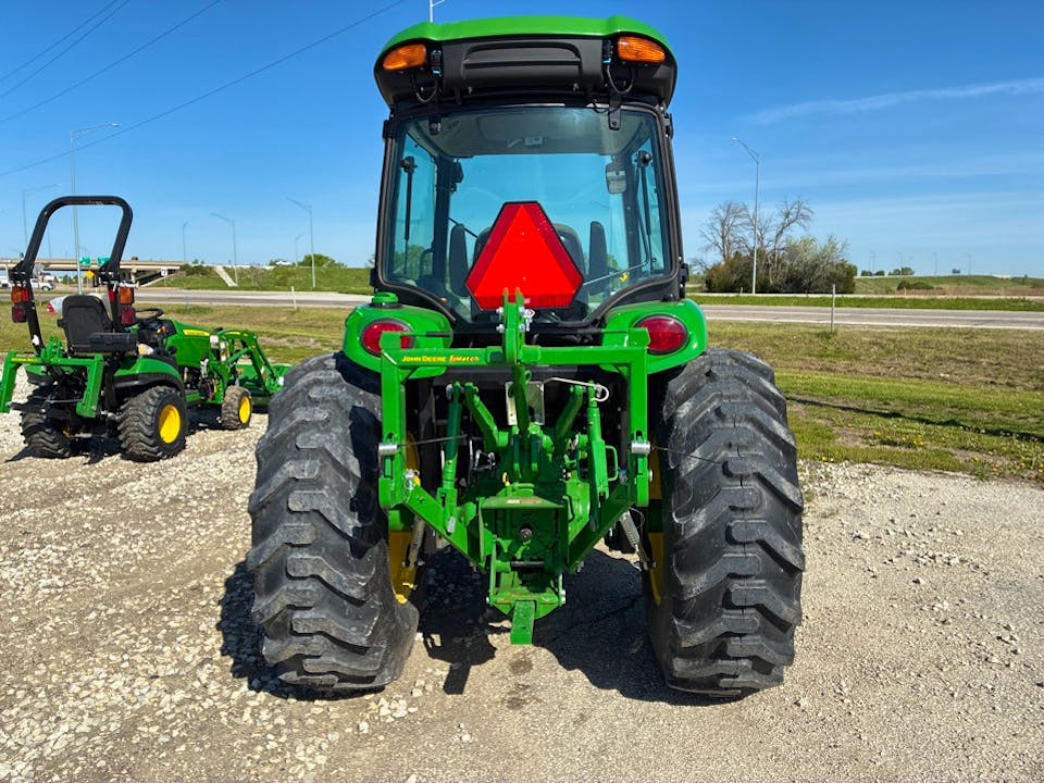 John Deere 4044R