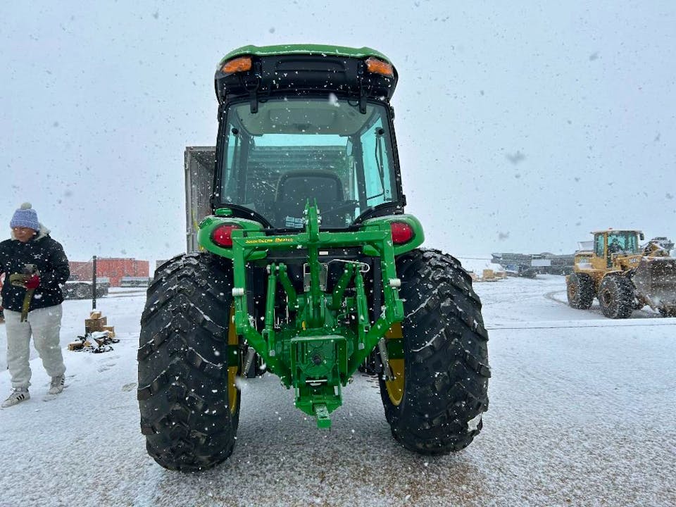 John Deere 4052R