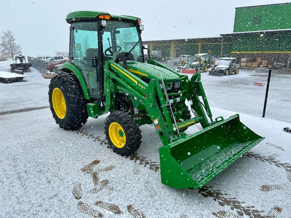 John Deere 4052R