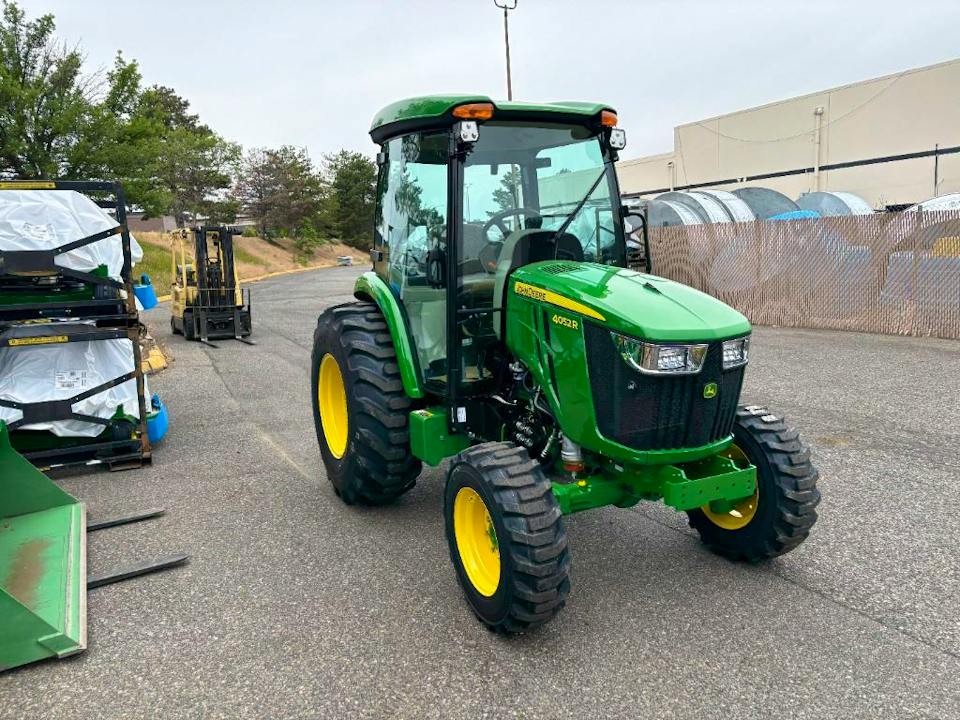 John Deere 4052R