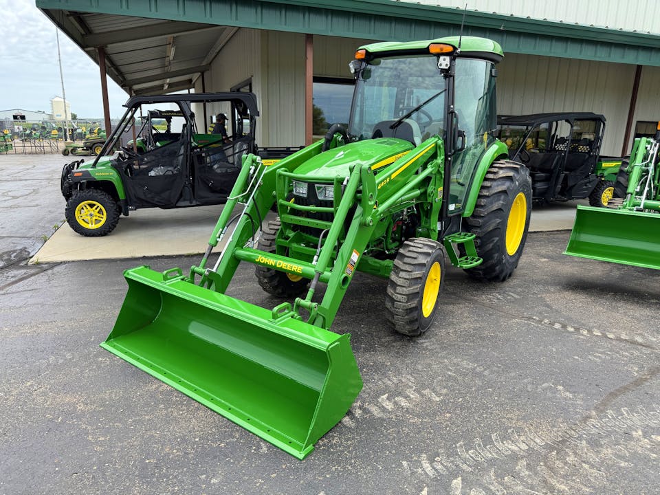 John Deere 4066R