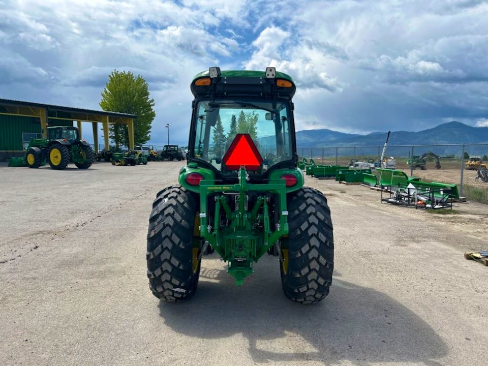 John Deere 4066R