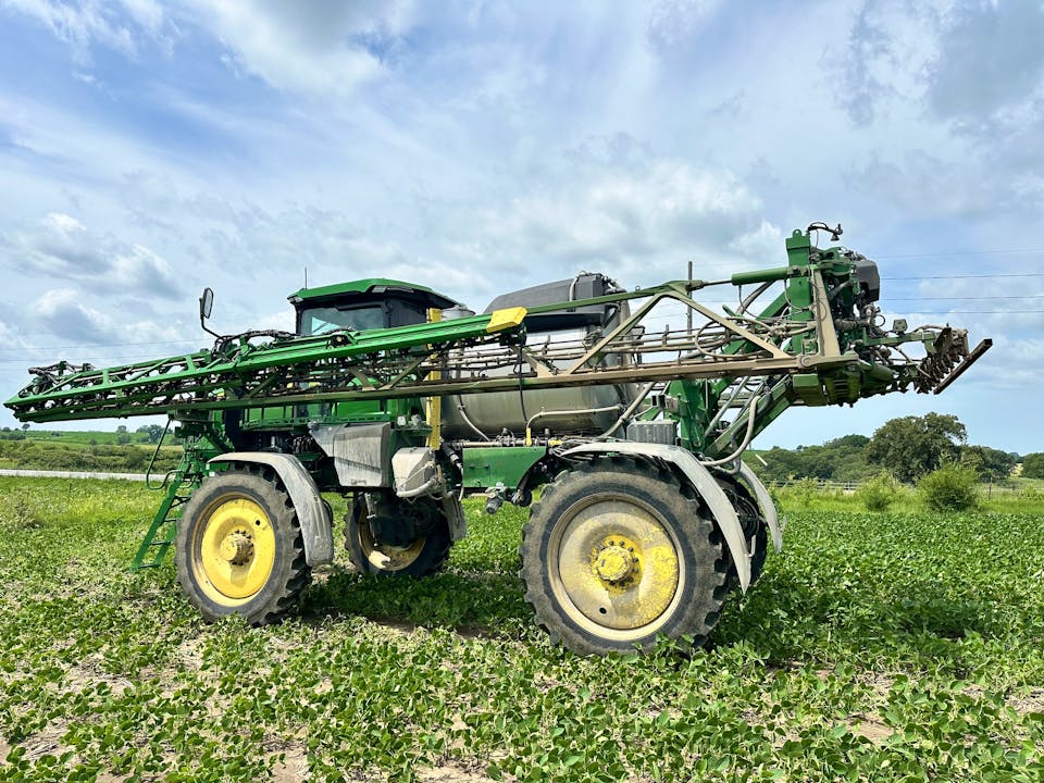 John Deere 412R