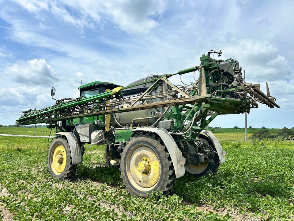 John Deere 412R