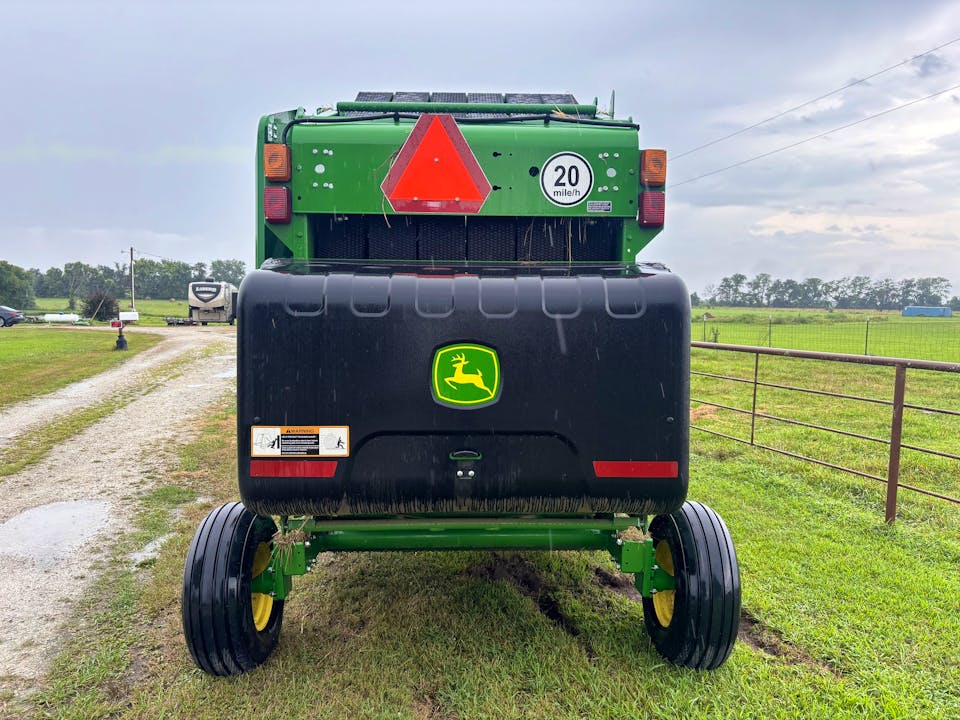 John Deere 451E