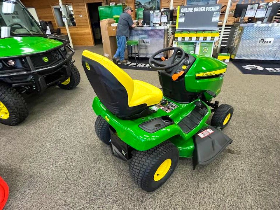 John Deere X370