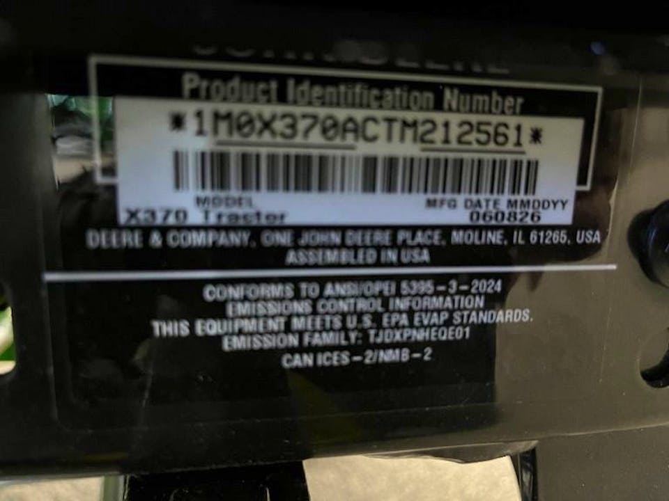 John Deere X370