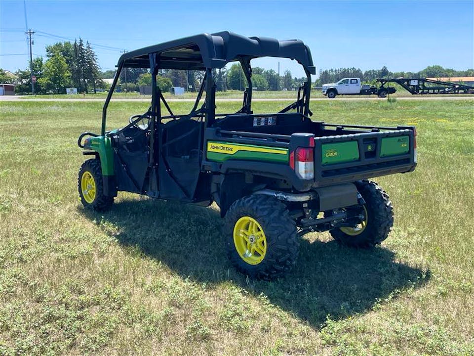 John Deere XUV825M S4