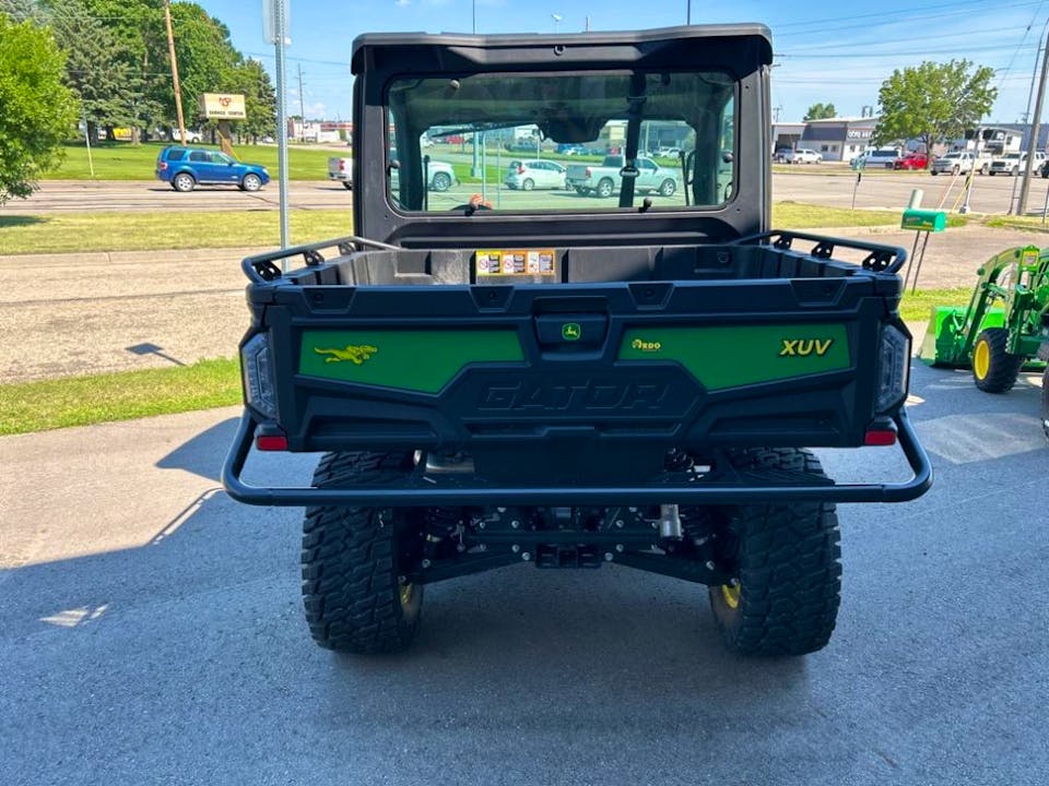 John Deere XUV845M