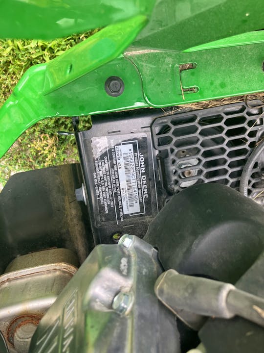 John Deere Z320M