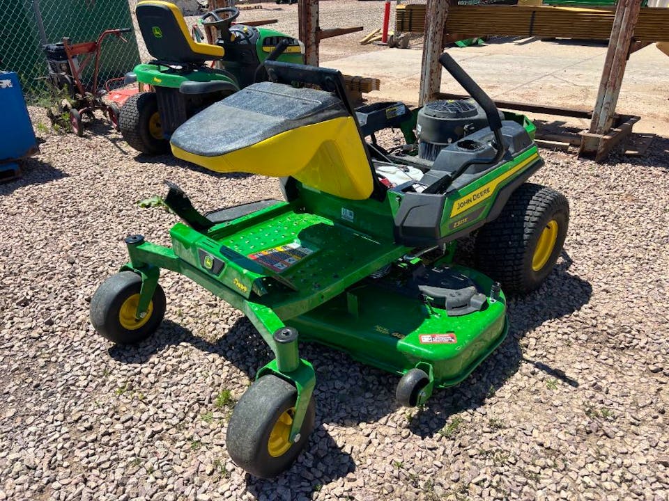 John Deere Z325E