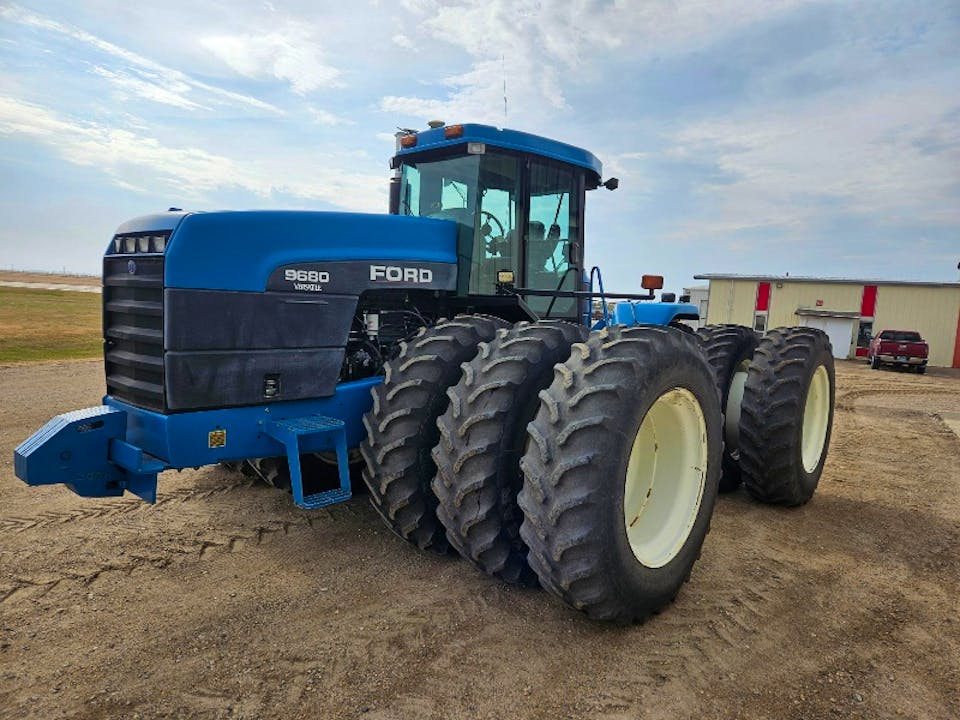 NEW HOLLAND 9680