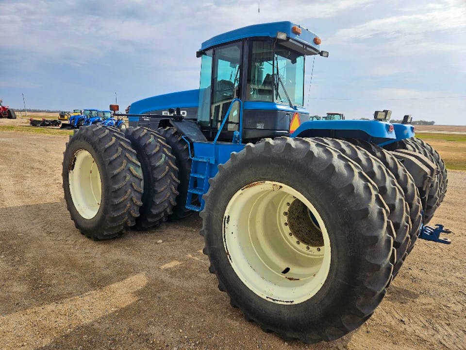 NEW HOLLAND 9680