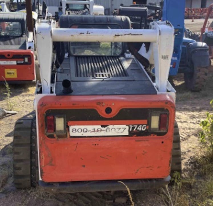 Bobcat T740