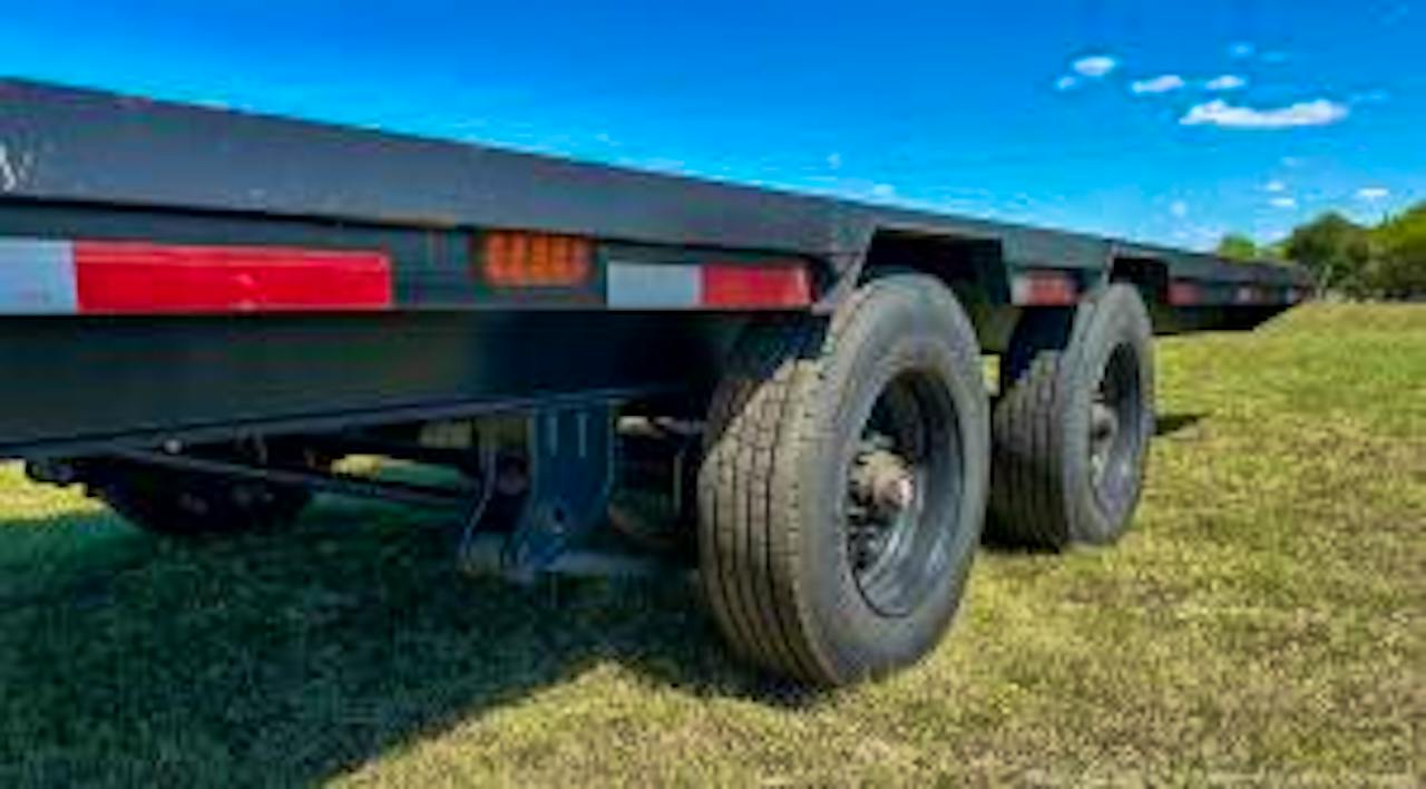 King Ranch Gooseneck 8'x32'